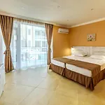 Hotel Riva 3*
