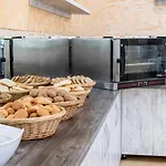 Riva Hotel 3*