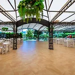 Riva Hotel