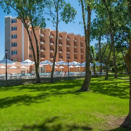 Riva Hotel