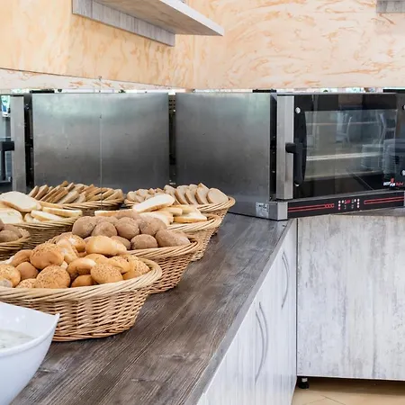 рива - ол инклузив Хотел 3*