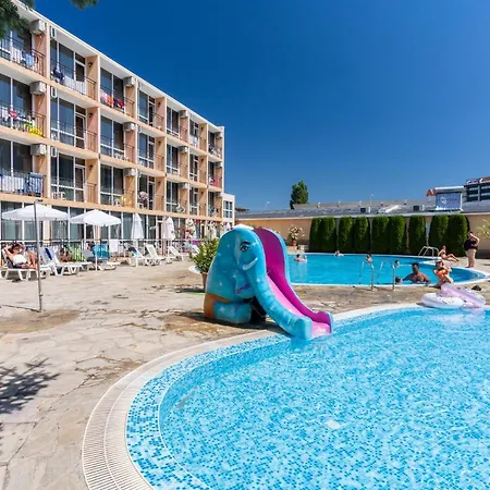 Riva Szálloda Napospart