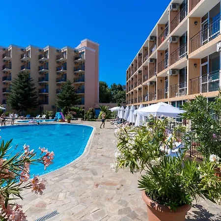 рива - ол инклузив Хотел