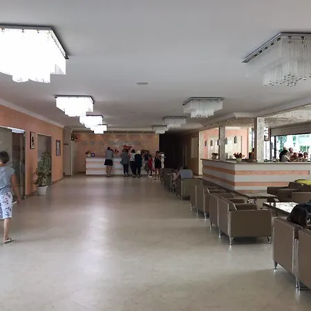 Riva Szálloda Napospart