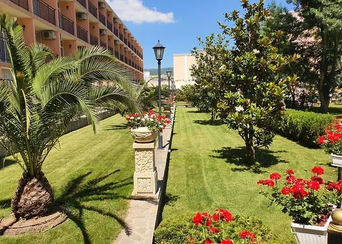 里瓦酒店 - 全包 酒店 阳光海滩