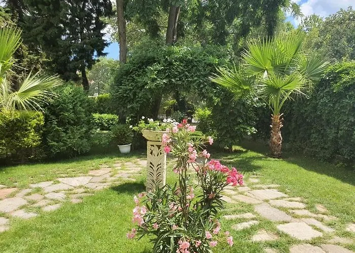 里瓦酒店 - 全包 3*